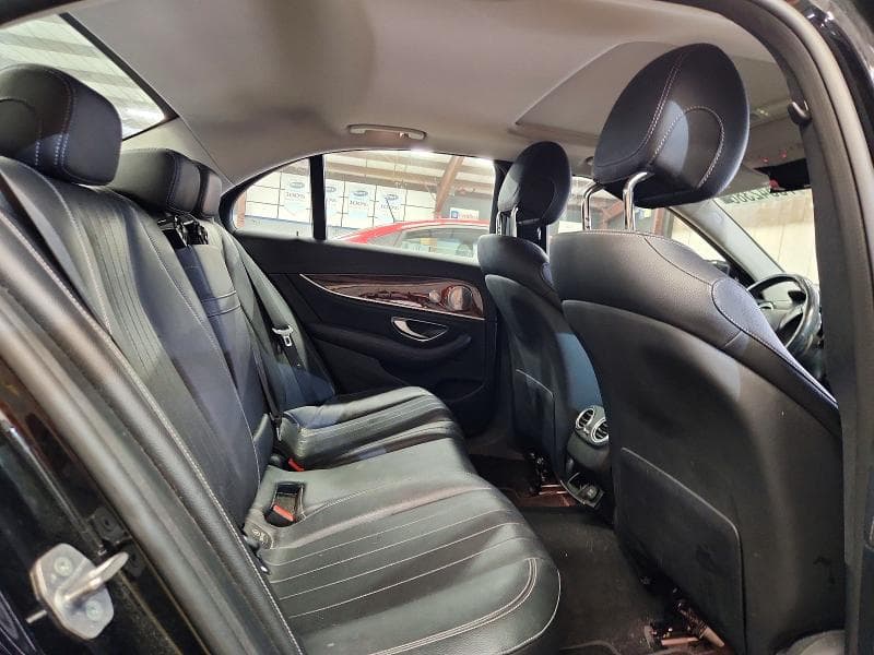 2017 MERCEDES-BENZ E 300 4MATIC 10