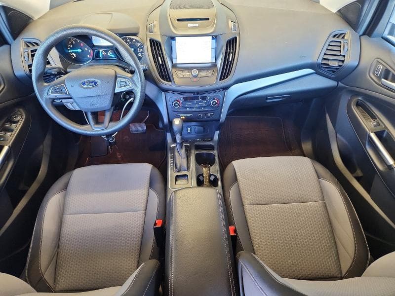 2017 FORD ESCAPE SE 8