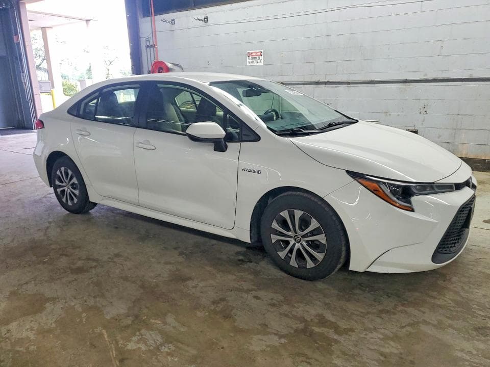 2021 TOYOTA COROLLA LE 4