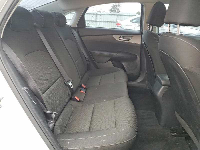 2019 KIA FORTE LXS 10