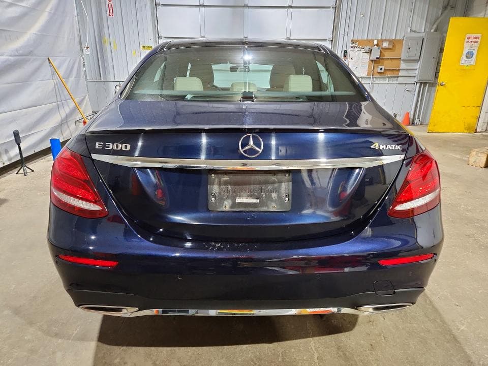 2017 MERCEDES-BENZ E 300 4MATIC 6