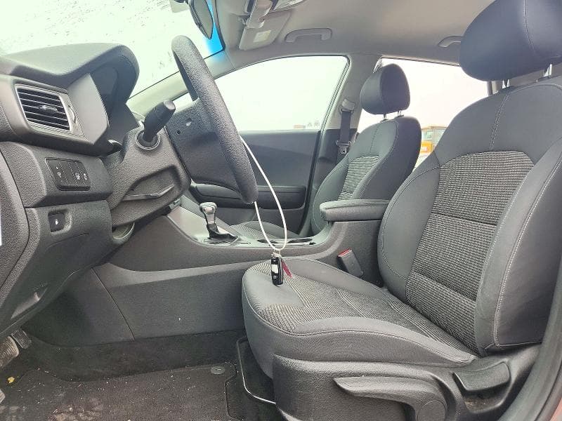 2018 KIA NIRO LX 7