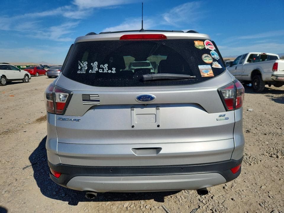 2017 FORD ESCAPE SE 6