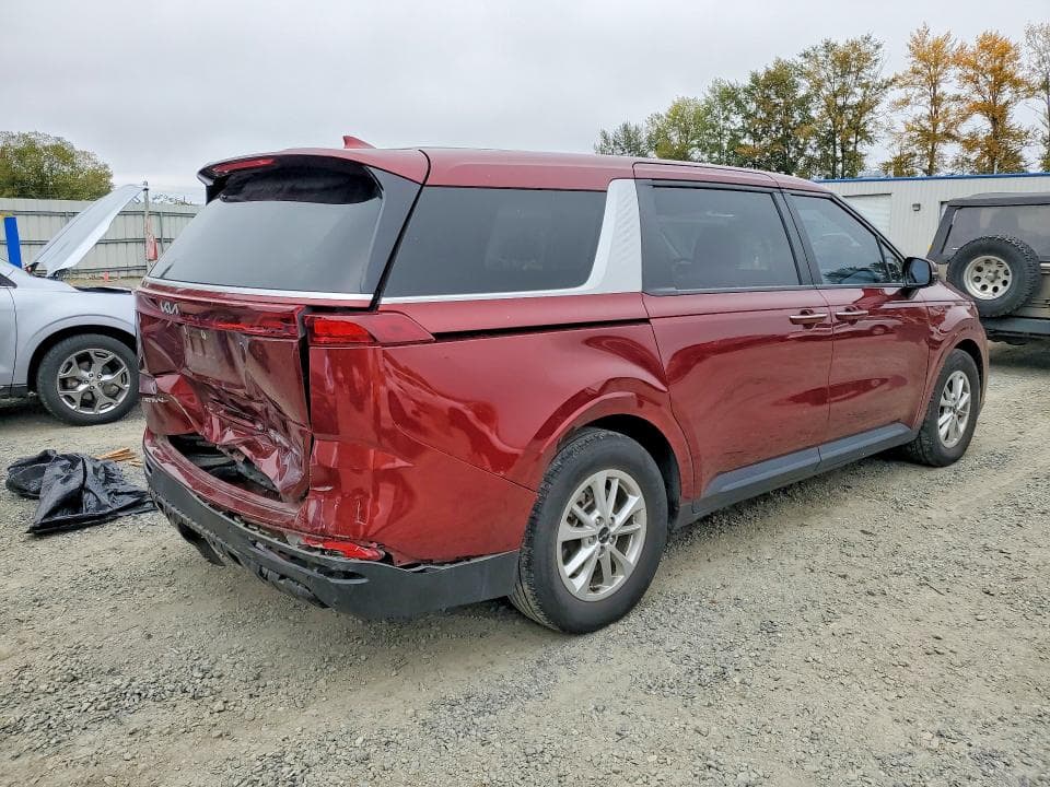 2024 KIA CARNIVAL LX 3