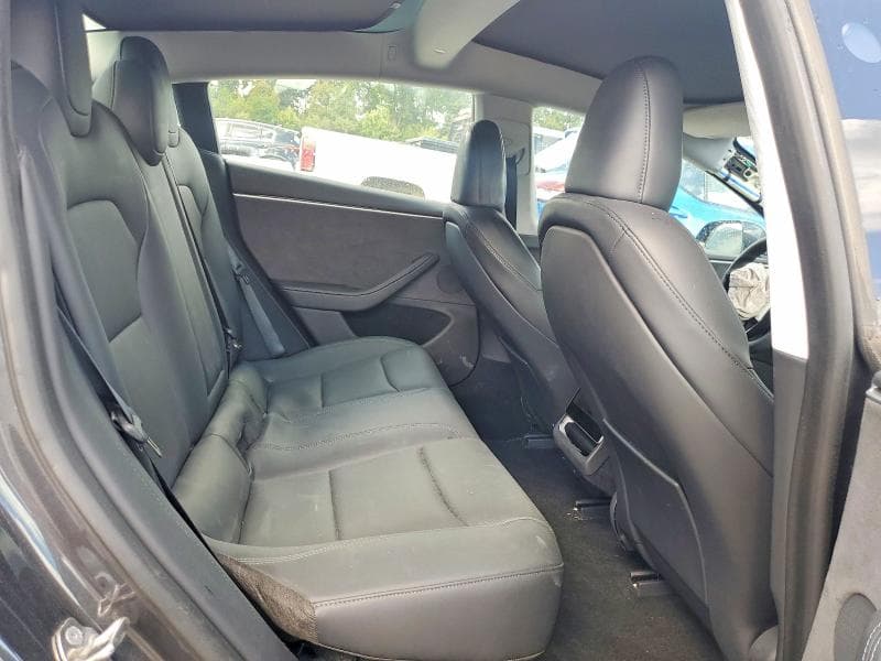 2024 TESLA MODEL 3 10