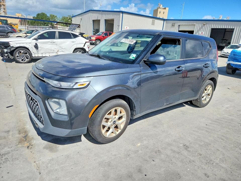 2022 KIA SOUL LX
