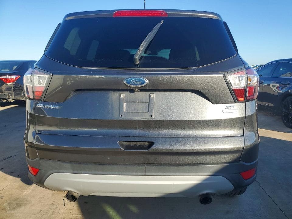 2017 FORD ESCAPE SE 6