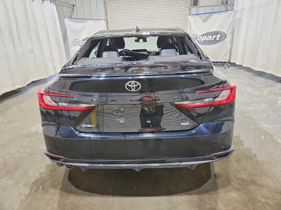 2026 TOYOTA CAMRY SE 6