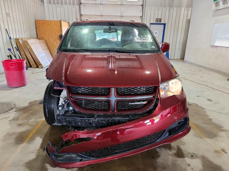 2017 DODGE GRAND CARAVAN GT 5
