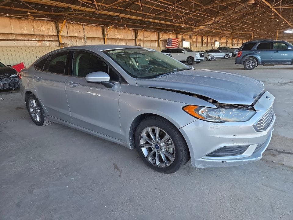 2017 FORD FUSION SE 4