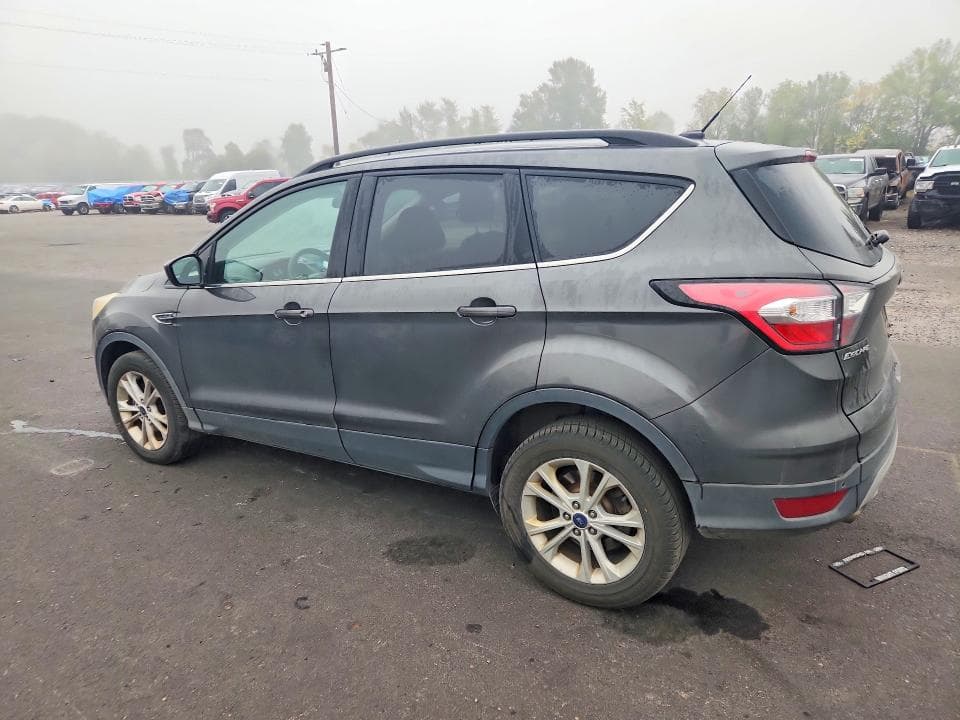2017 FORD ESCAPE SE 2