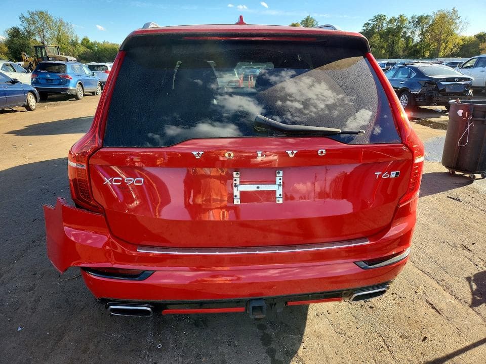 2017 VOLVO XC90 T6 6