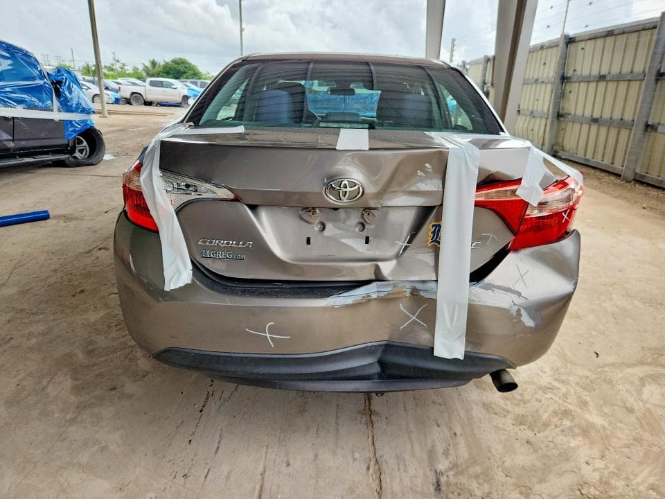 2017 TOYOTA COROLLA LE 6