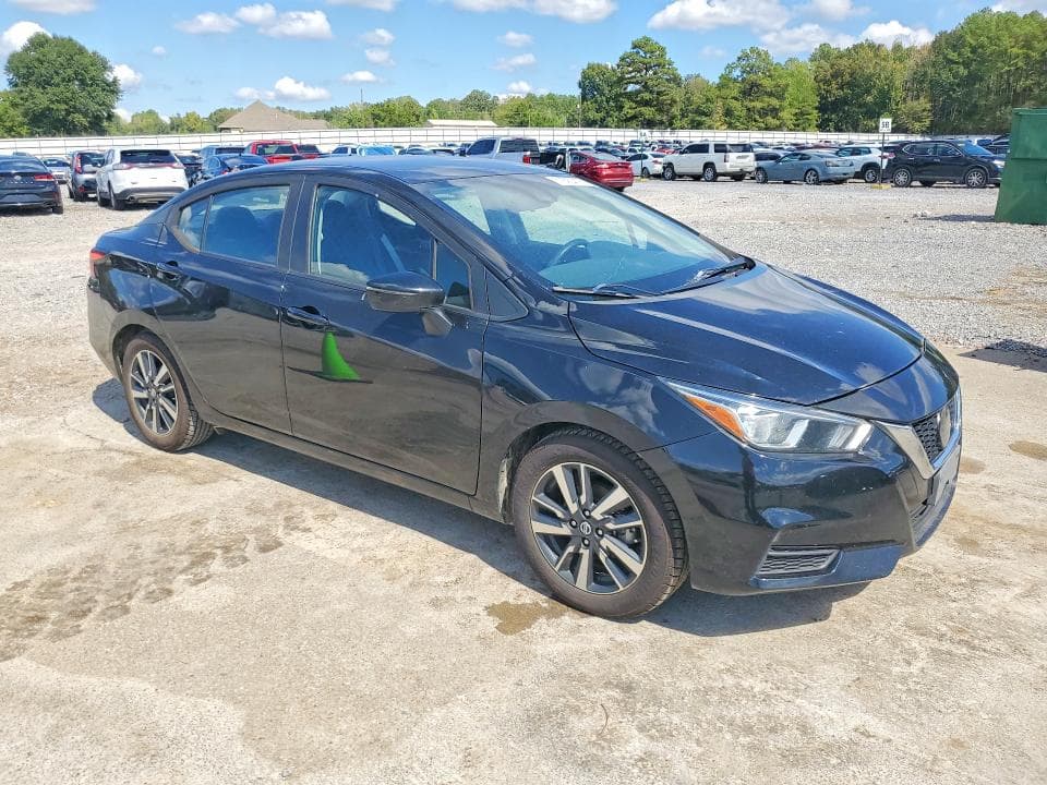 2021 NISSAN VERSA SV 4