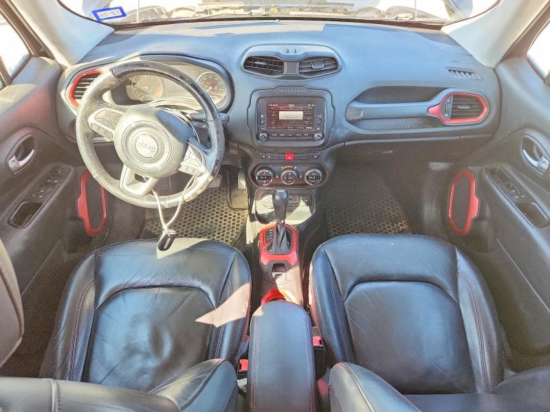 2017 JEEP RENEGADE TRAILHAWK 8