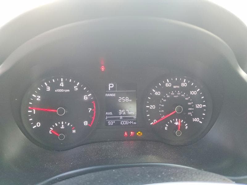 2019 KIA RIO S 9