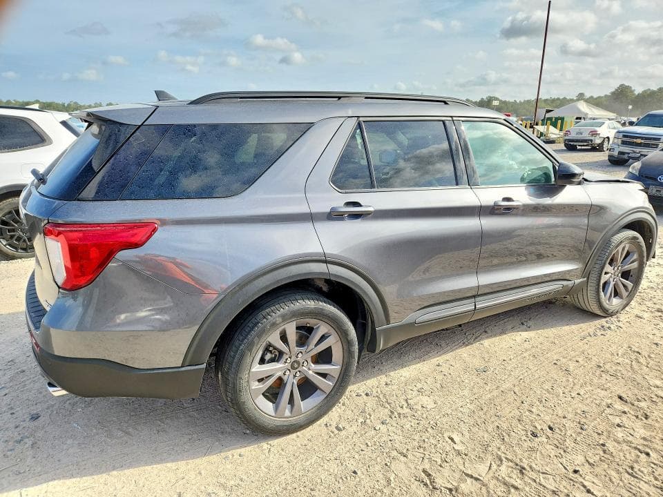 2024 FORD EXPLORER XLT 3