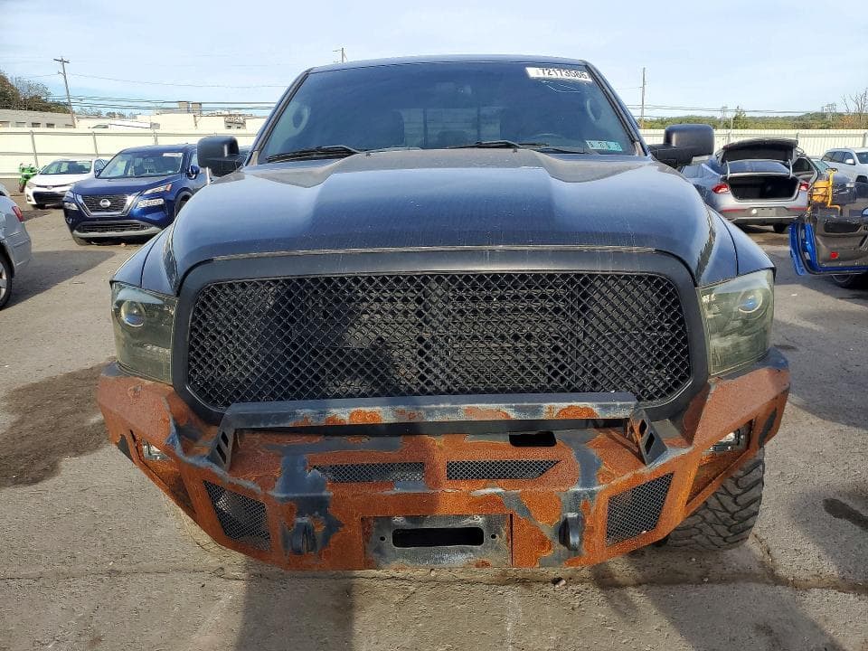2017 RAM 1500 SLT 5