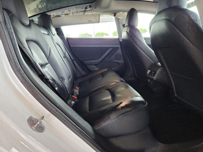 2021 TESLA MODEL 3 10