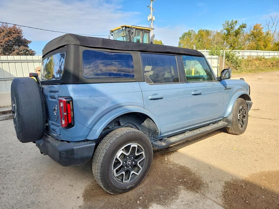2023 FORD BRONCO BASE 3