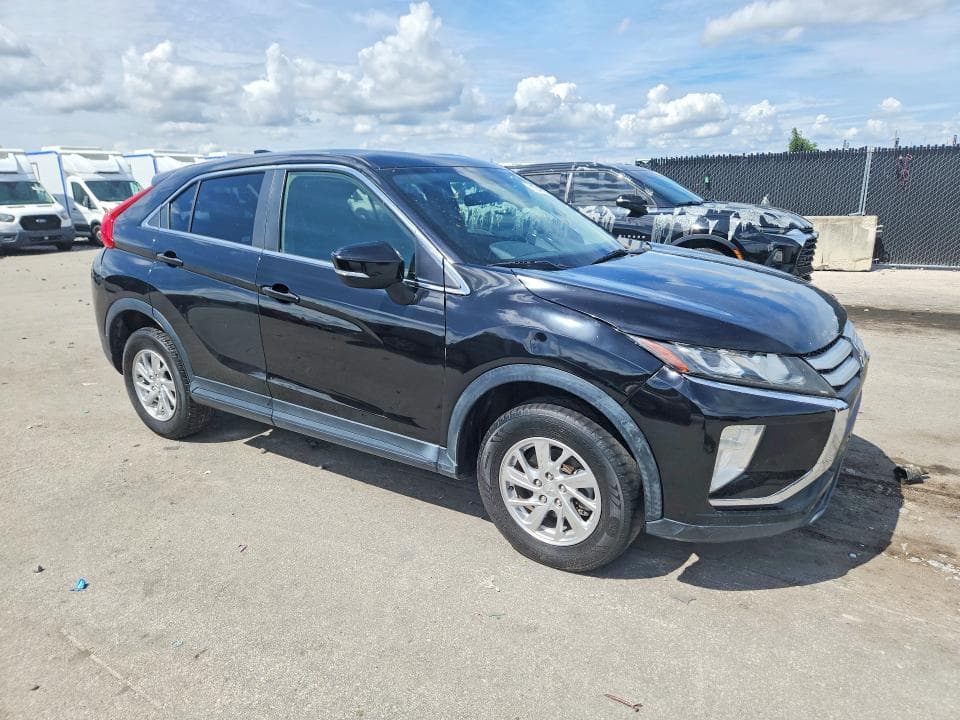2019 MITSUBISHI ECLIPSE CROSS ES 4