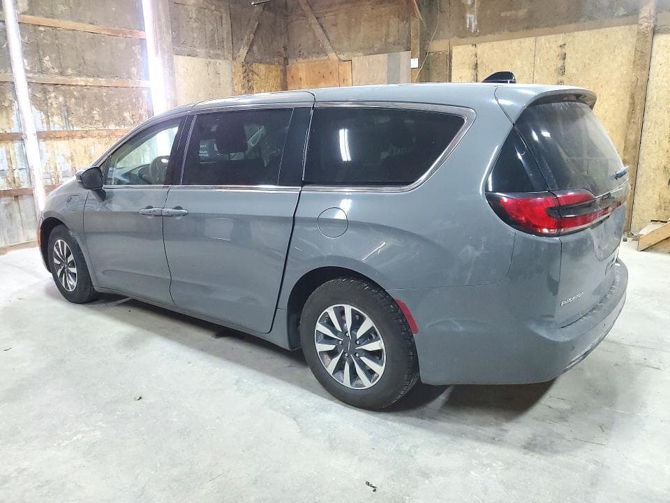 2023 CHRYSLER PACIFICA HYBRID TOURING L 2