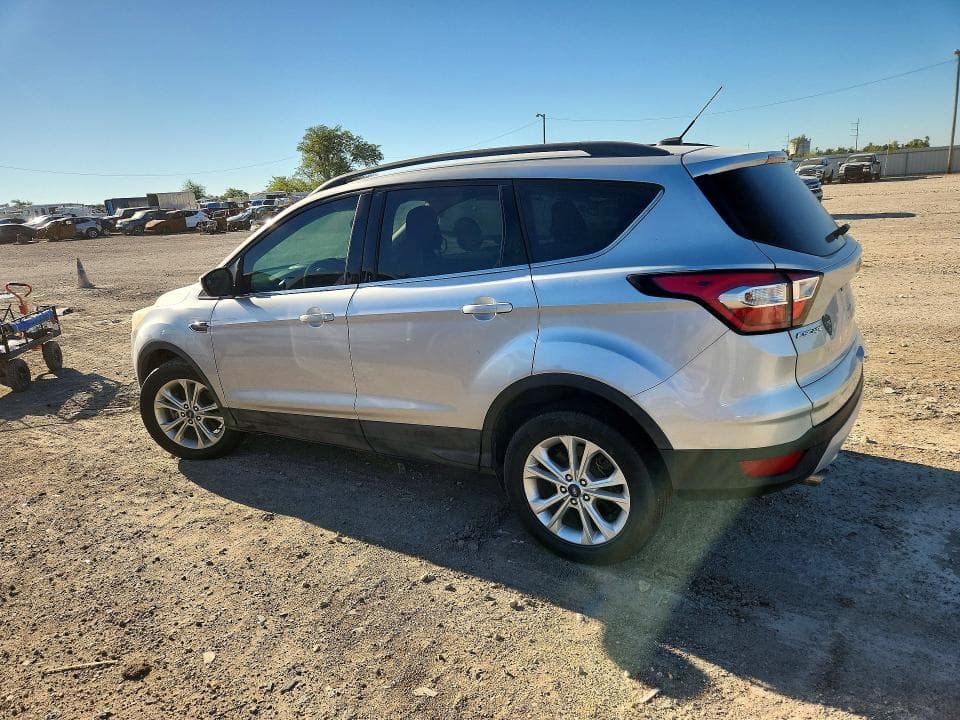 2018 FORD ESCAPE SE 2