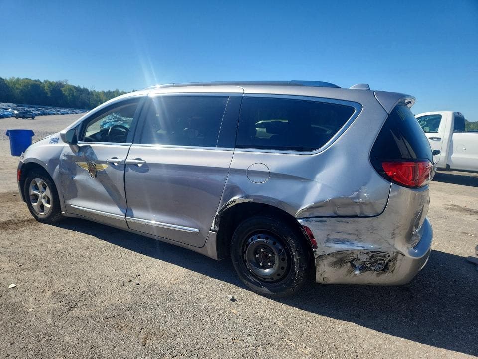 2017 CHRYSLER PACIFICA TOURING L PLUS 2