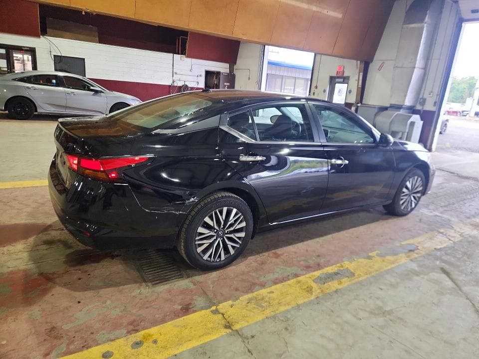 2025 NISSAN ALTIMA SV 3