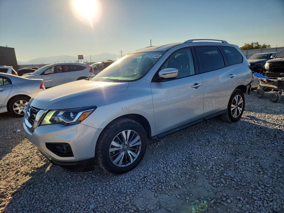 2019 NISSAN PATHFINDER SV - 1
