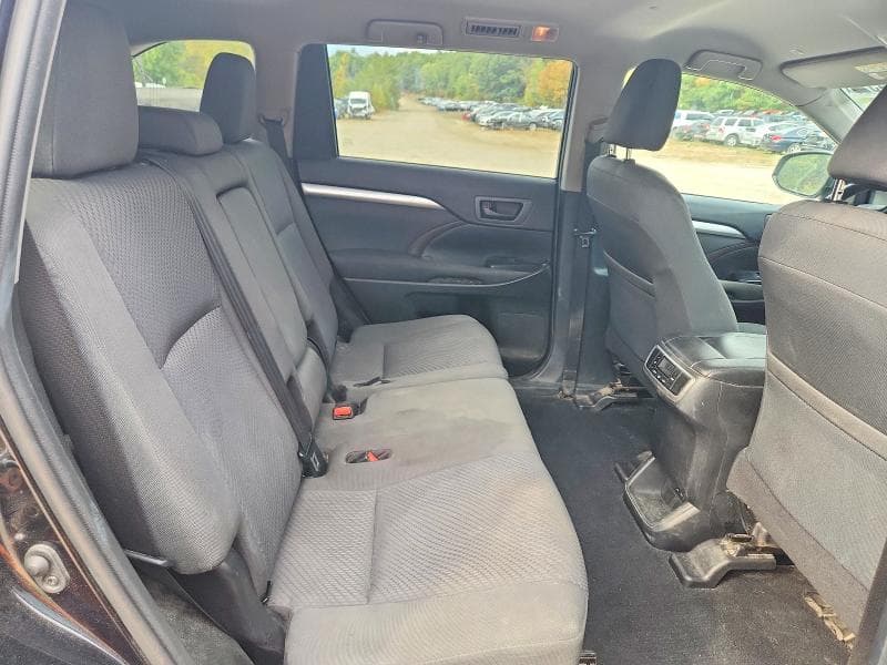 2019 TOYOTA HIGHLANDER HYBRID LE 11