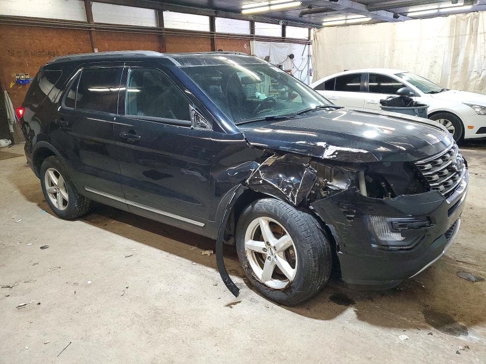 2017 FORD EXPLORER XLT 4
