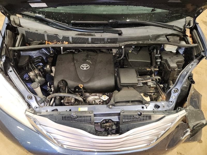 2017 TOYOTA SIENNA XLE 8-PASSENGER 12