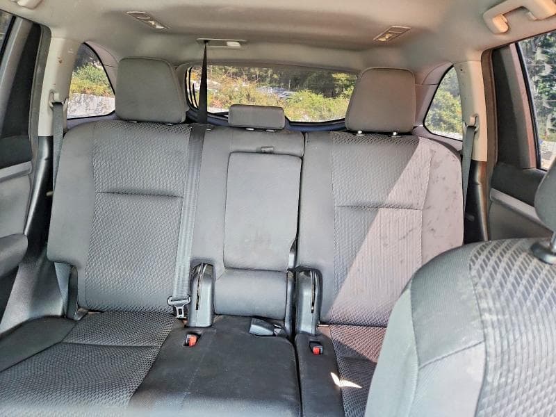 2017 TOYOTA HIGHLANDER LE 10