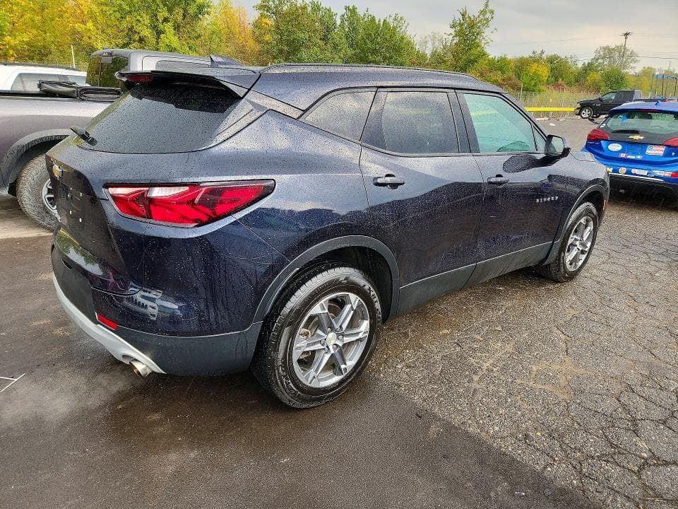 2021 CHEVROLET BLAZER 2LT 3