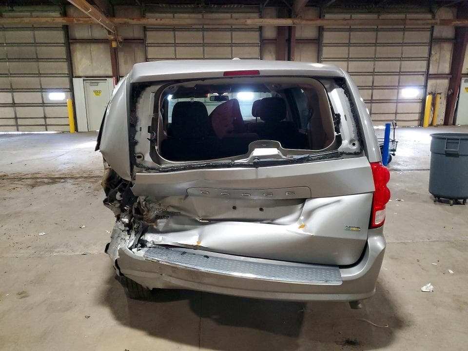 2017 DODGE GRAND CARAVAN SE 6