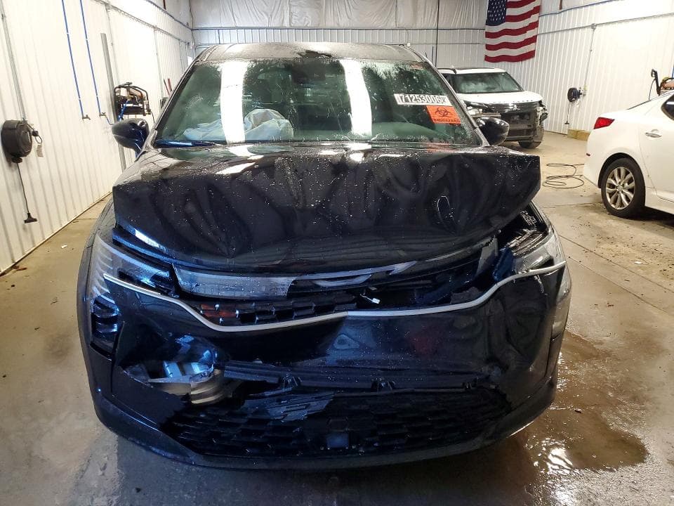 2027 CHRYSLER PACIFICA SELECT 5