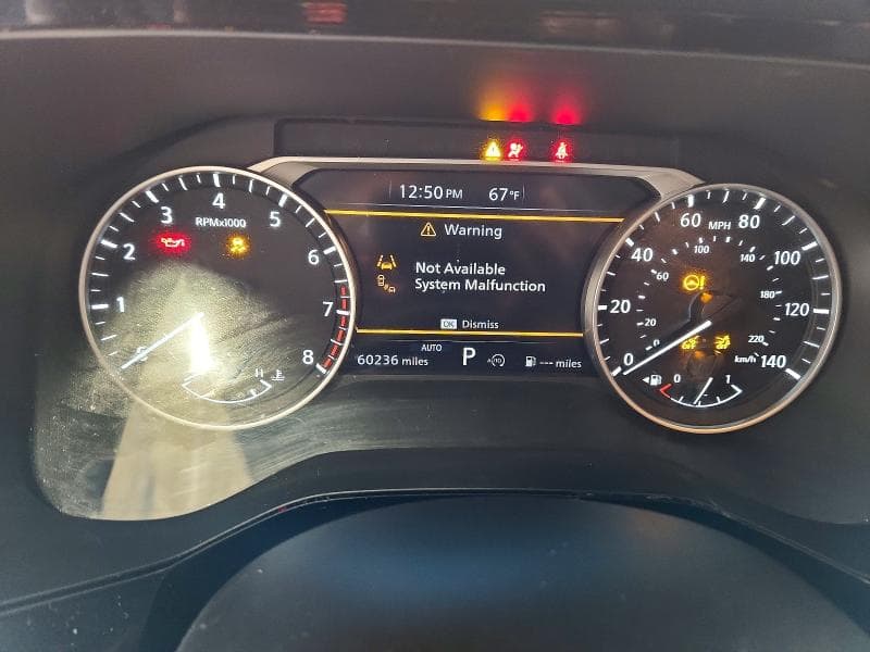 2025 NISSAN PATHFINDER SV 9