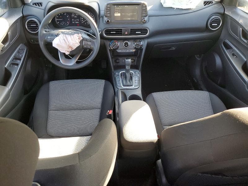 2020 HYUNDAI KONA SE 8