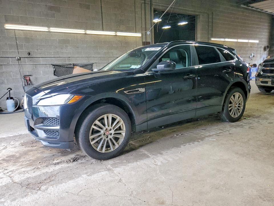 2017 JAGUAR F-PACE PRESTIGE