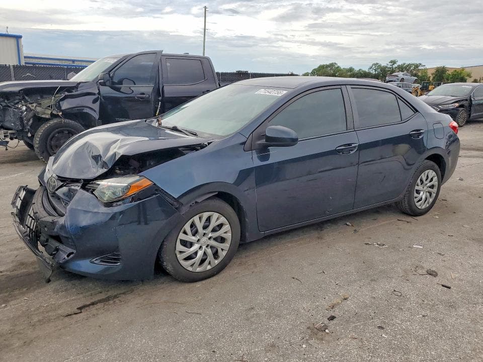 2018 TOYOTA COROLLA LE - 1
