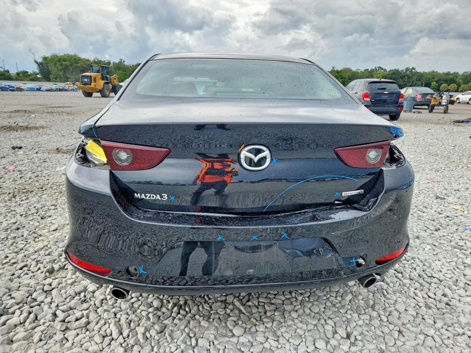 2022 MAZDA 3 SELECT 6