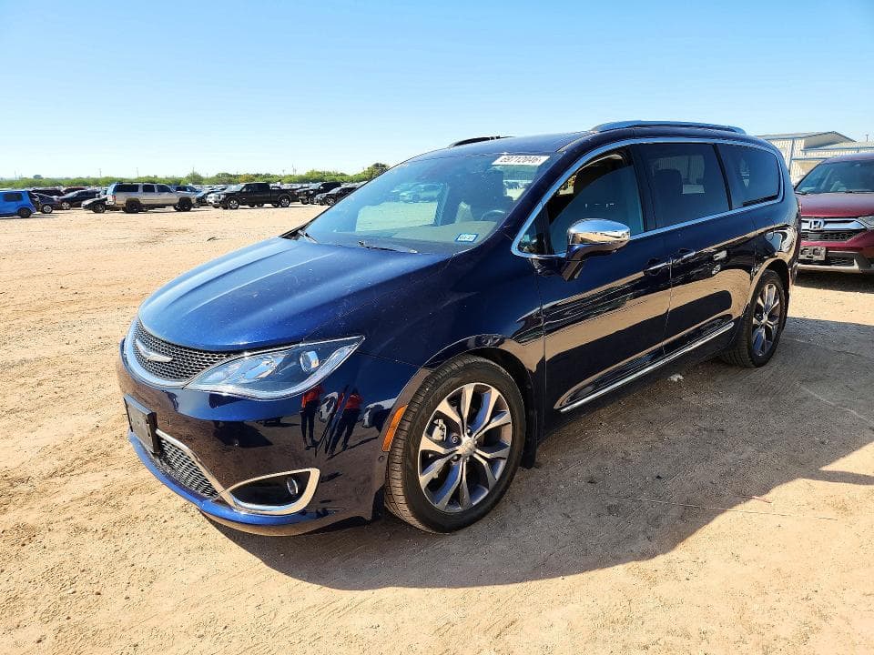 2018 CHRYSLER PACIFICA LIMITED - 1