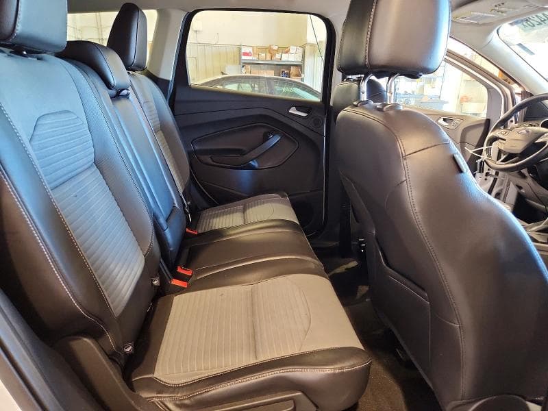 2017 FORD ESCAPE TITANIUM 10