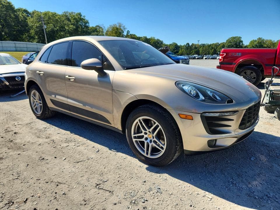 2017 PORSCHE MACAN 4