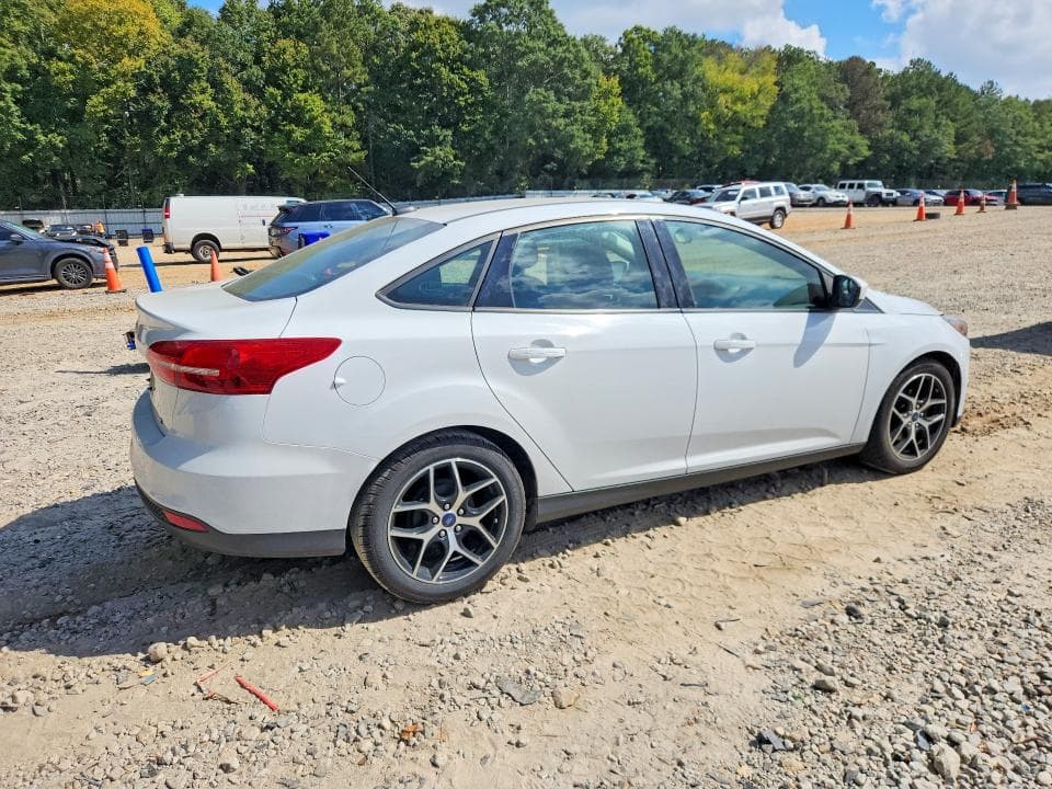 2018 FORD FOCUS SE 3