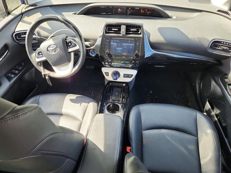 2017 TOYOTA PRIUS FOUR 8