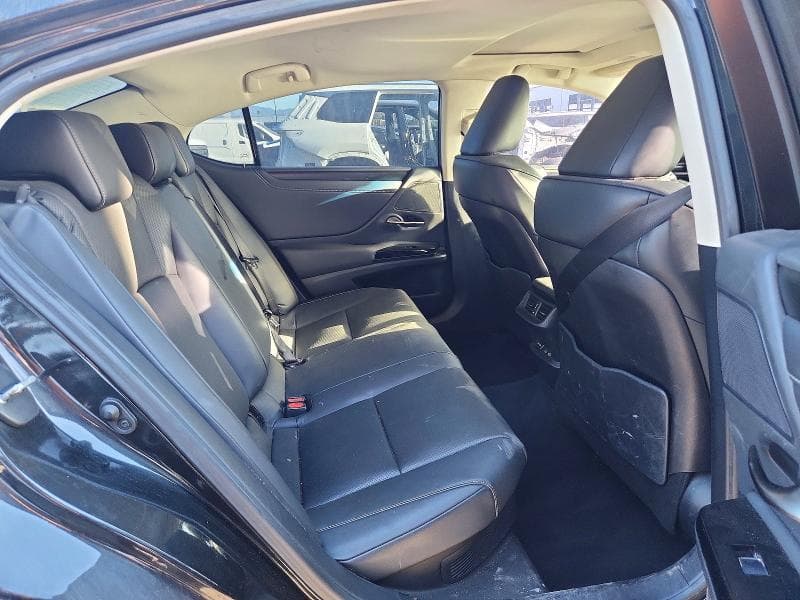 2023 LEXUS ES 300H BASE 10