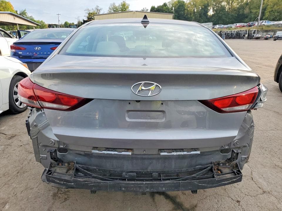 2017 HYUNDAI ELANTRA SE 6