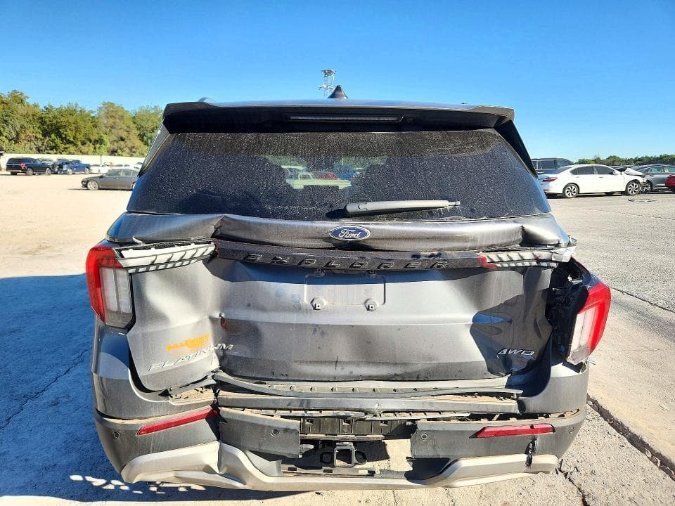 2025 FORD EXPLORER PLATINUM 6